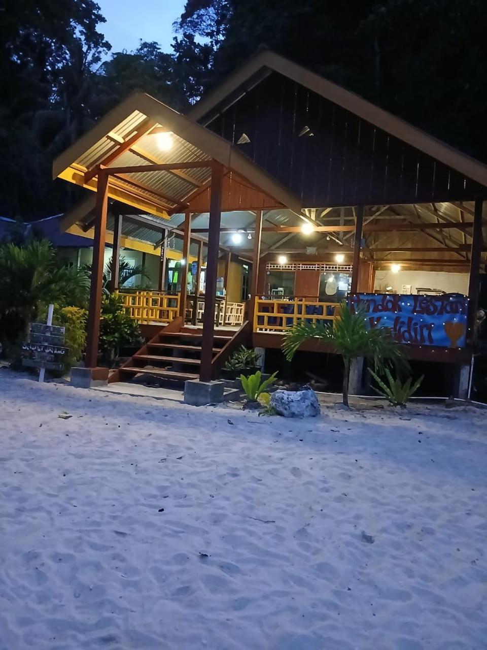 Pondok Lestari Kadidiri Batudaka Cameră foto